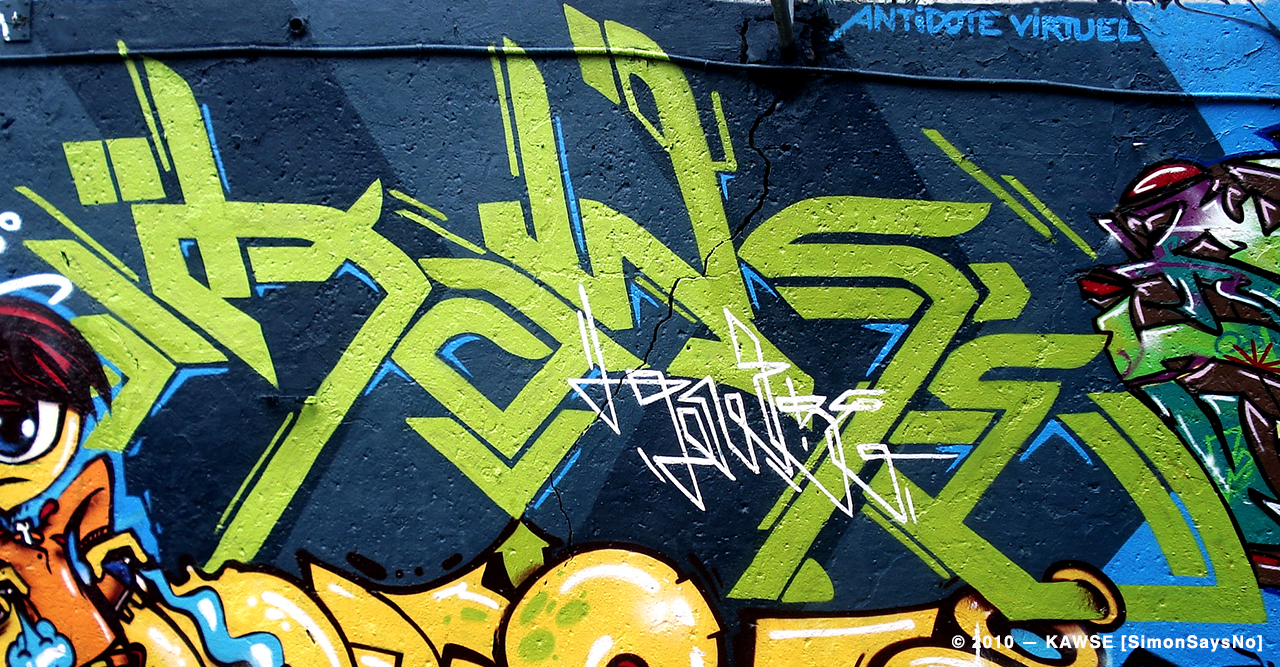 KAWSE 2010 — BREAK THE RULES [Graffiti]